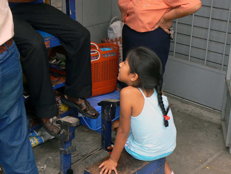 YOUNG SHOESHIN AT WORK  IN CHIMBOTE CENTER